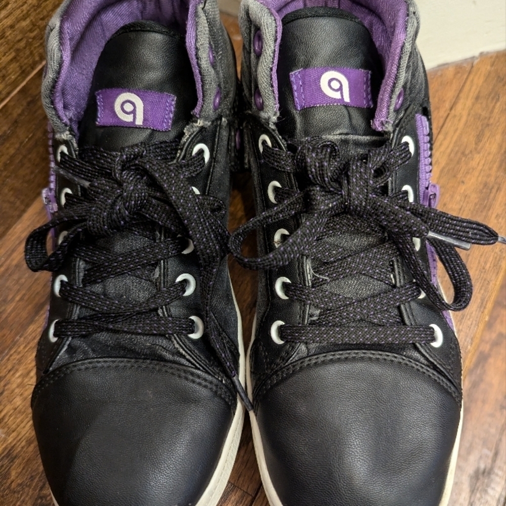 Black and Purple High-Top Vegan Leather Sneakers Sz 10 - Picture 5 of 12